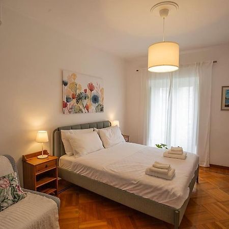 Dimora Al Colosseo, 2 Bedrooms Rome Exterior photo