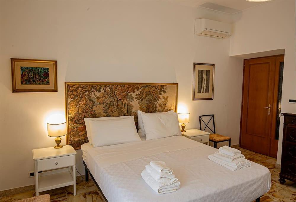 Dimora Al Colosseo, 2 Bedrooms Rome Exterior photo