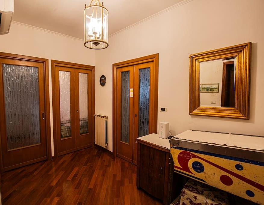 Dimora Al Colosseo, 2 Bedrooms Rome Exterior photo